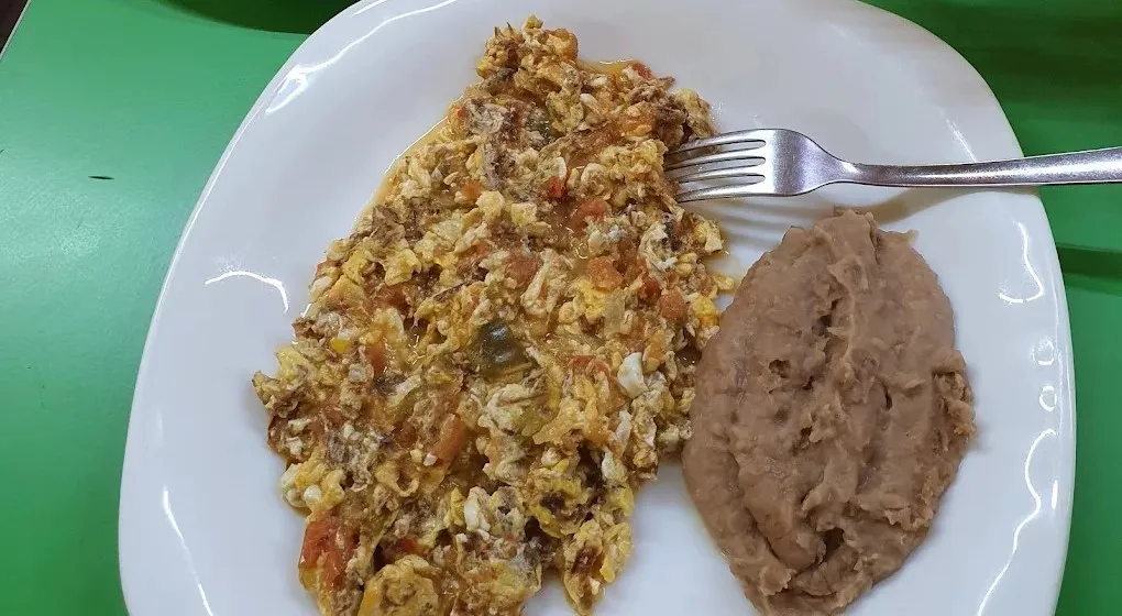 9/10 Día del huevo. Para celebrar esta interesante ocasión mercadológica te presentamos  ¡Qué Huevos! Una propuesta en MTY cuyo menú rinde tributo a su nombre