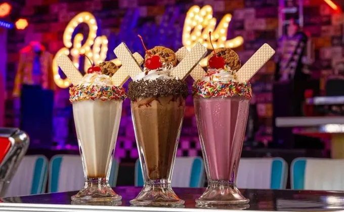 Tres grandes malteadas en tres lugares de moda: la clásica, la creativa y la monchosa. ¿Cuál escoges? - San Nicolás, Nuevo León