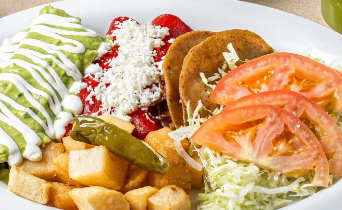 Taquería Juárez: esfuerzo, consistencia y legado familiar. Su historia es pieza clave del orgullo de Nuevo León - Casual, Nuevo León