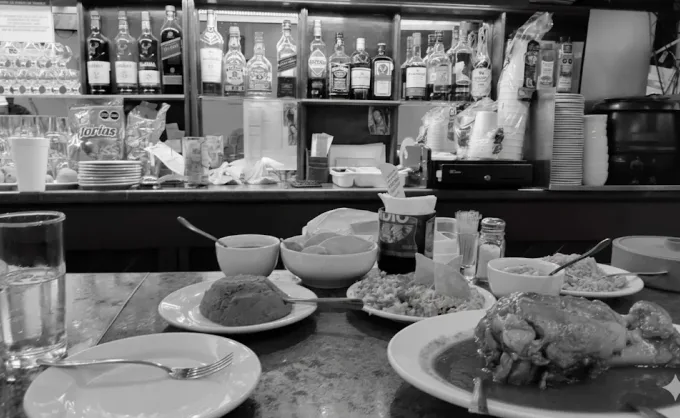 Ruta de cantinas. El Arbolito: sólo hombres, chamorro de puerco, cortadillo y cerveza desde 1947 en la Colonia María Luisa