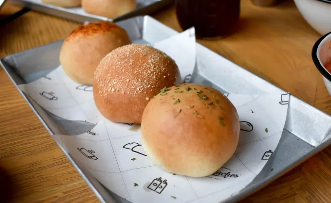 Los Boquiaches: con pan relleno de guisos en Valle Oriente