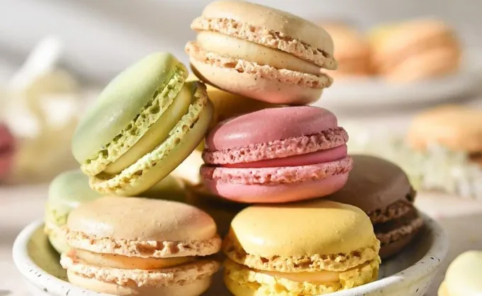 Tomó más de 10 años para que tuviéramos opciones de macarons además de Theurel & Thomas en NL. Aquí 3 opciones - Cumbres, Nuevo León