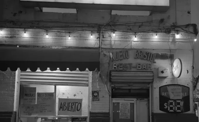 Ruta de cantinas. Bar Nuevo Bristol: más de 100 años de tradición en el centro de MTY