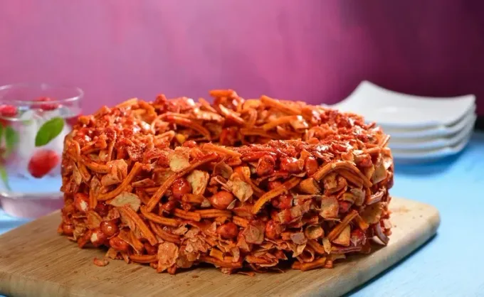 RECETA. ¿Verás el Súper Bowl en casa? Sorprende a tus invitados con estas botanas rápidas de preparar: Dip de hummus, Pizzitas y Rosca de papitas con chamoy