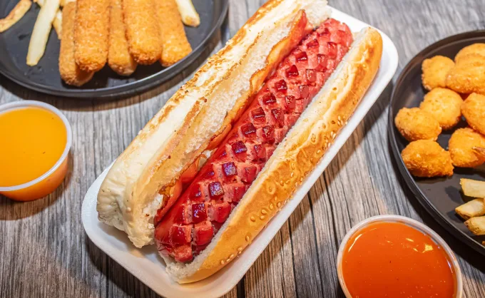 Para una cena monchosa en SNN: aquí 3 lugares de 'jochos' grandes y populares con más de 20 combinaciones diferentes, variedad de salchichas, vegetales y aderezos - Comfort food, Nuevo León