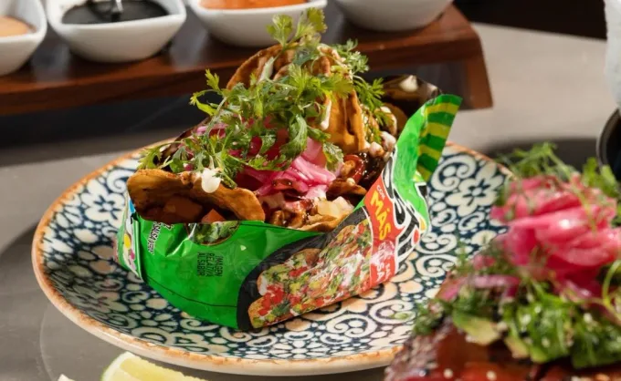 Los tosticeviches: esta botana monchosa, callejera, fresca y deliciosa, ya se ofrece también como entrada en los restaurantes de NL. Aquí 3 opciones en MTY y SPG - Mariscos, Nuevo León