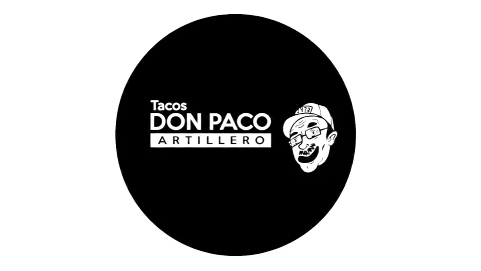 Taquerías icónicas. Tacos Don Paco Artillero: más de 50 años, populares por casi "ahogar" sus tacos en salsa verde, largas filas y 1400 reseñas positivas