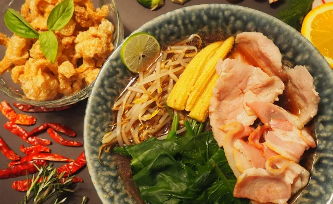 Debería haber más restaurantes de comida tailandesa en NL. Aquí las 3 propuestas que existen en San Pedro y Monterrey para probar curry, pad thai y arroz jazmín