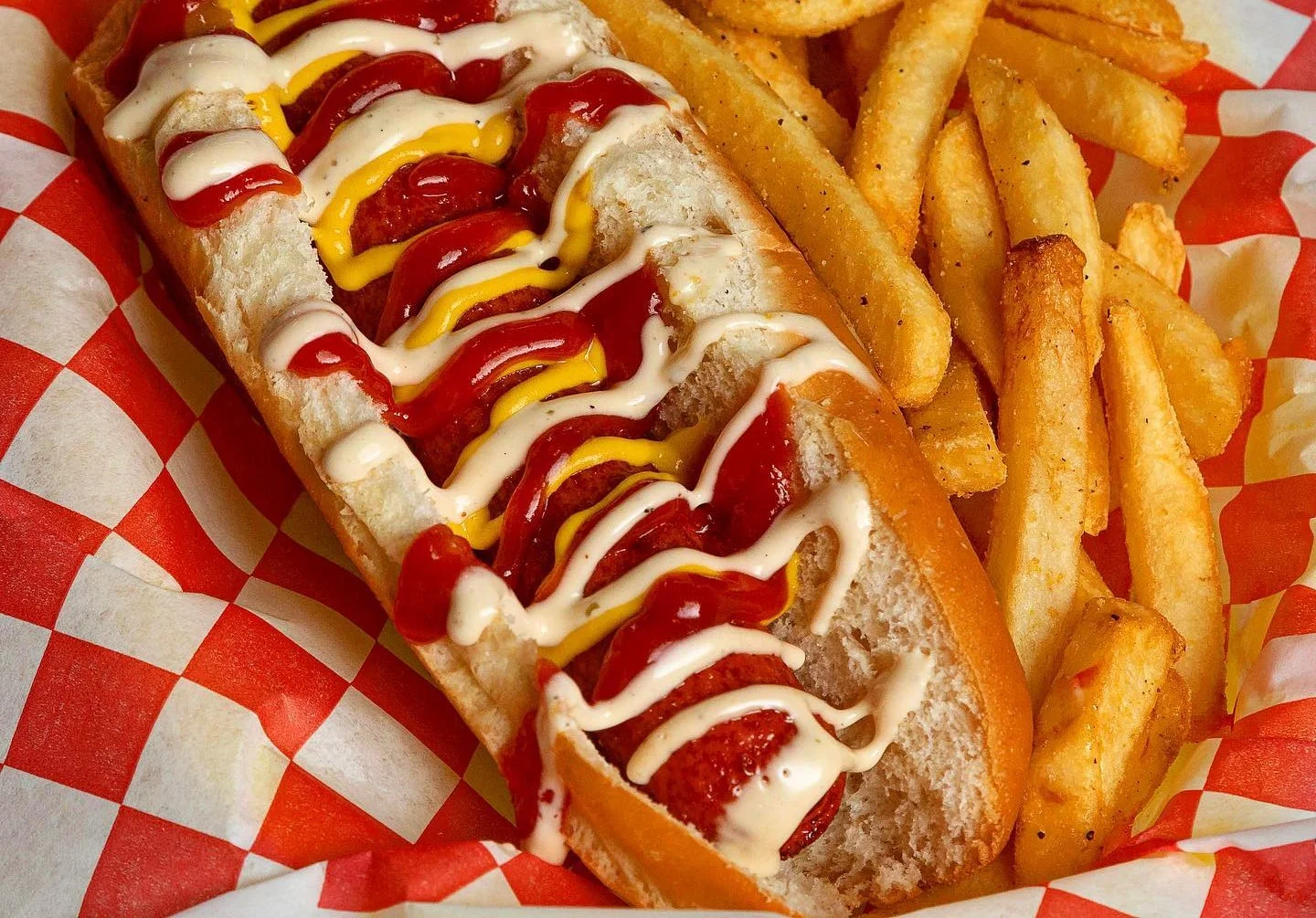 ¡Por fin! Los festivales musicales ya intentan consolidar su propuesta gastronómica. ¡Ya basta de solo hot dogs y Takis a precios de Rib-eye!
