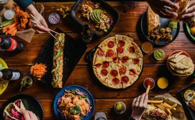 El Terreno Food Park: fiesta, música y comfort food en GPE