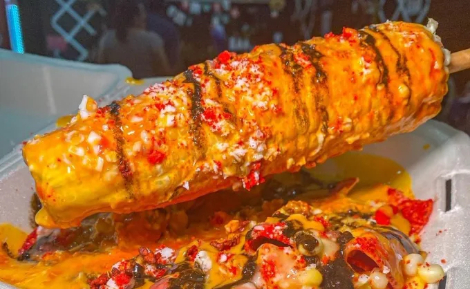 Los snacks deben ser ligeros, pequeños y fáciles de comer; los elotes preparados son pesados, gigantes e interminables. ¿Qué pasó?