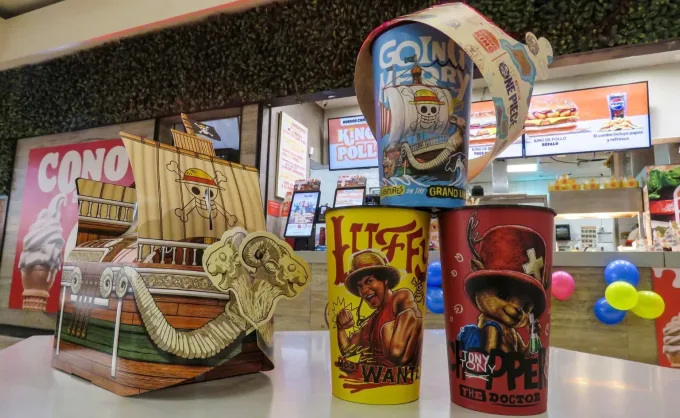 Rumbo a la Grand Line: con el estreno de la segunda temporada de One Piece llegaron productos especiales a dos restaurantes de NL. Ojalá hubieran más
