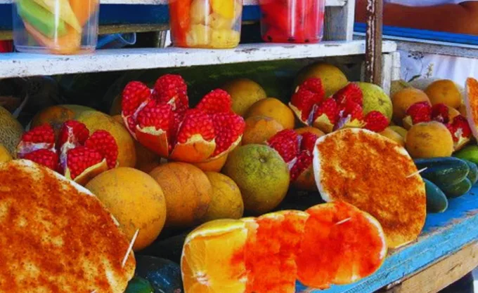 Ruta de mercados. Mercado San Gilberto: miércoles por la tarde y domingo en la mañana, el más grande de STA, mariscos, pollo, elotes, postres, pizza, crepas y quiote
