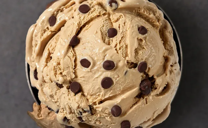 12/04 Día del helado. Para celebrar esta ocasión, el consejo editorial de Residente recomienda sus sabores favoritos de Sultana. Además hay 2x1 en vasos infantiles - San Pedro, Nuevo León
