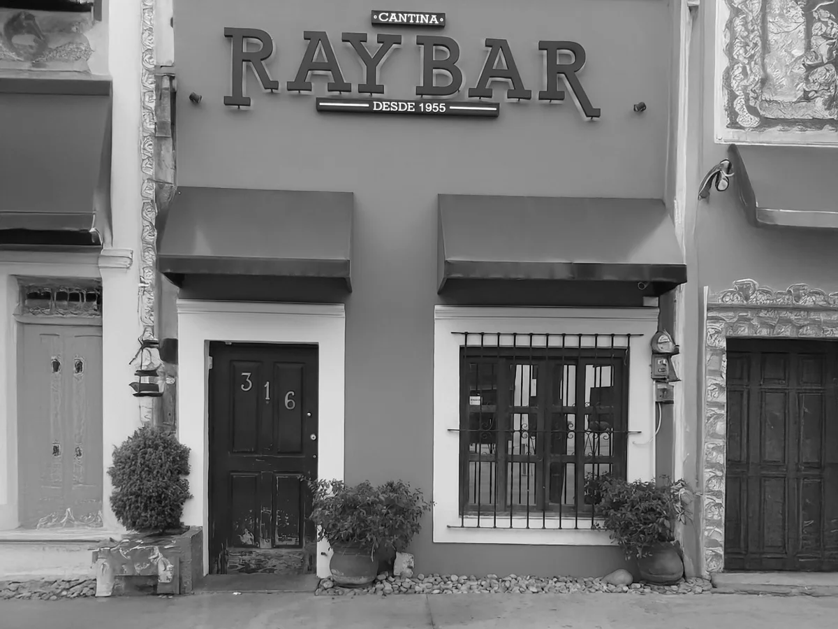 Ruta de cantinas. Ray Bar: la icónica cantina con clientes que van desde hace más de 50 años y su estética original en SPG