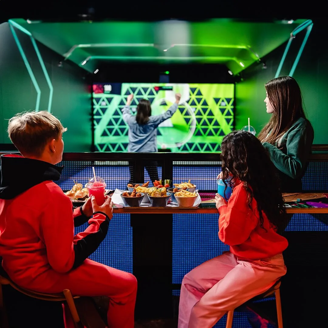 Este sábado abre TOCA Social en MTY: la experiencia de fútbol con canchas interactivas más popular de Londres. ¿Será igual de exitosa entre los regiomontanos?