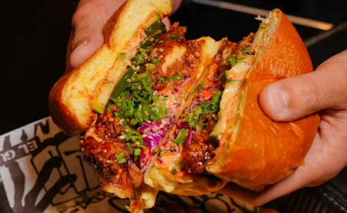 Ya es más frecuente que los restaurantes de NL colaboren entre sí para crear platillos de edición limitada. ¿Es una propuesta gastronómica o es puro marketing? 