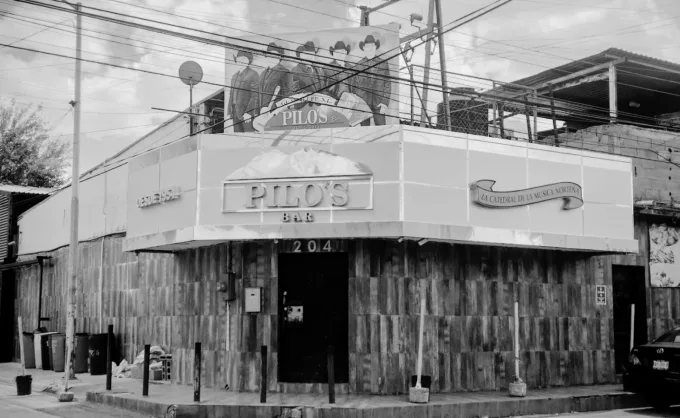 Pilos Bar