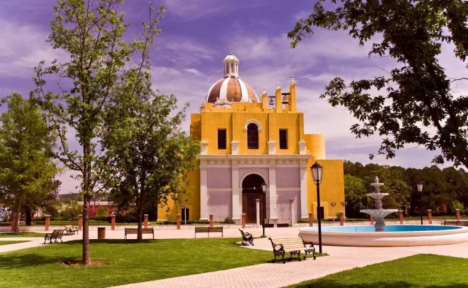 Recorridos por NL. Montemorelos, entre pueblo y ciudad, tradición y novedad: tacos de carne asada, jugos frescos y cocina internacional