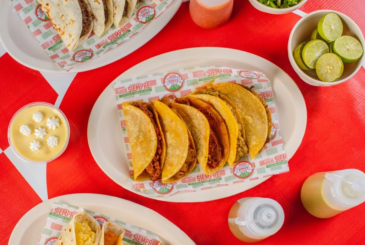 ¿Dónde pedir tacos mañaneros bien rellenos? Aquí 6 taquerías longevas y muy populares en MTY y SNN: 30+ guisos caseros diferentes, suaves, dorados y de canasta