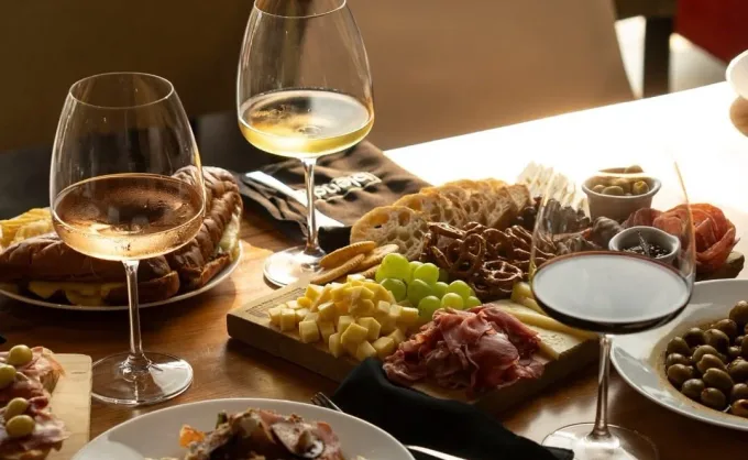 ¿Te consideras catador de vino o te gustaría serlo? El 30 de mayo habrá un evento con barra libre de 90+ etiquetas de vino y área de catas con expertos en Carretera - Carretera, Nuevo León