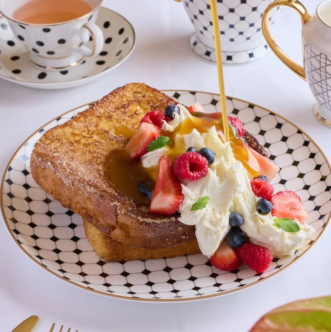 ¿Ya sabes a dónde llevar a mamá? Nuestra propuesta: salir a desayunar. Aquí 3 lugares populares en SPG con café, postres, platillos internacionales y estética 'chic'