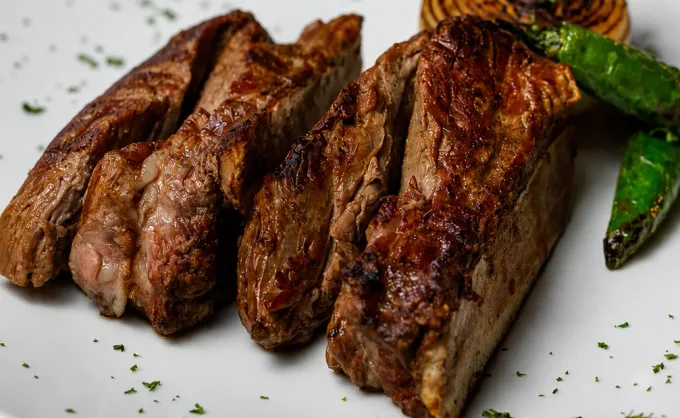 ¿Sabías que el Día del Maestro se conmemora desde hace 108 años? Aquí 3 lugares de toda la vida en MTY y SNN para invitar a tus amigos o familiares que son profes — Gastronomía en Monterrey, Nuevo León