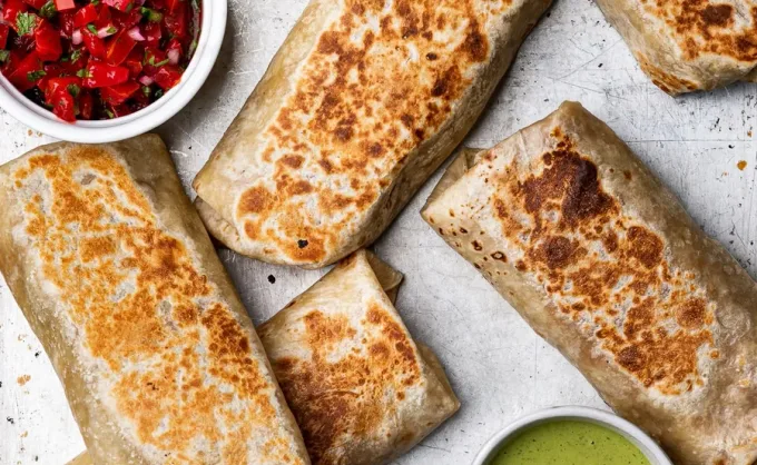 Los estudiantes del Tec nos recomendaron 3 burritos en la zona: populares, baratos y muy llenadores. Hay de carne asada, trompo, pollo e incluso tienen vegetarianos