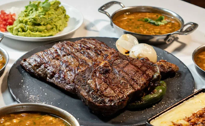 5 restaurantes premium con buen servicio y para grupos grandes en MTY - Carnes, Nuevo León