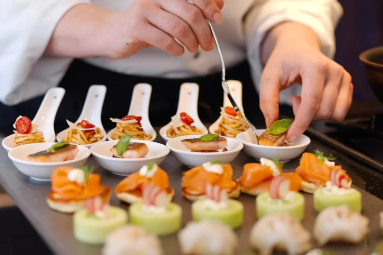Tres caterings gourmet para eventos premium en SPG