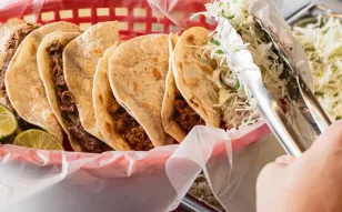 Las 3 icónicas taquerías longevas y sabrosas en Carretera