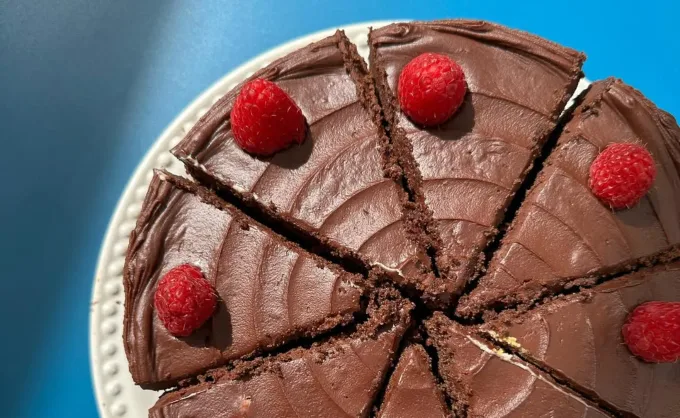 Celebrarán aniversario con rebanadas de pastel a $40 pesos en Guadalupe