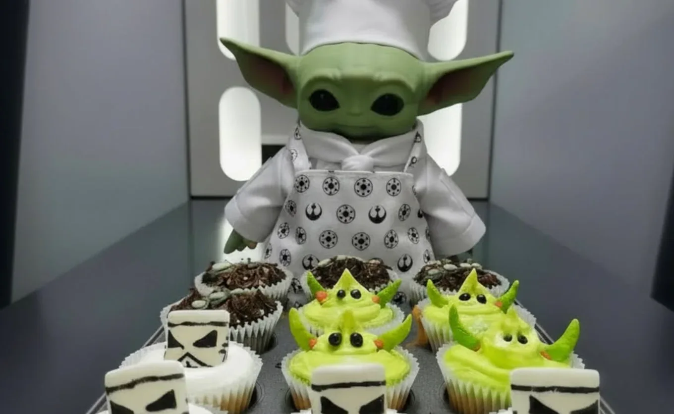 Favoritos. Uno de los únicos espacios temáticos de Star Wars en MTY: salón privado, bebidas inspiradas en personajes, postres alusivos y eventos especiales para fans