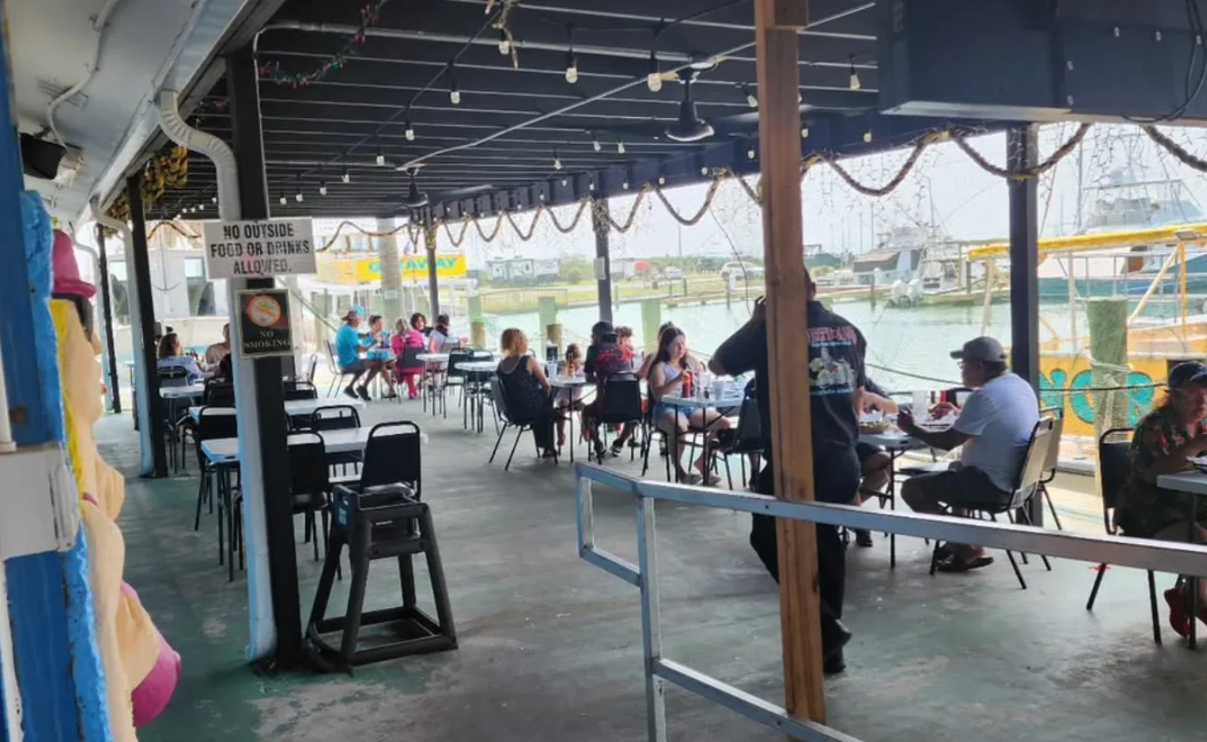 Hay un restaurante en La Isla del Padre que lleva décadas siendo un favorito entre locales y turistas
