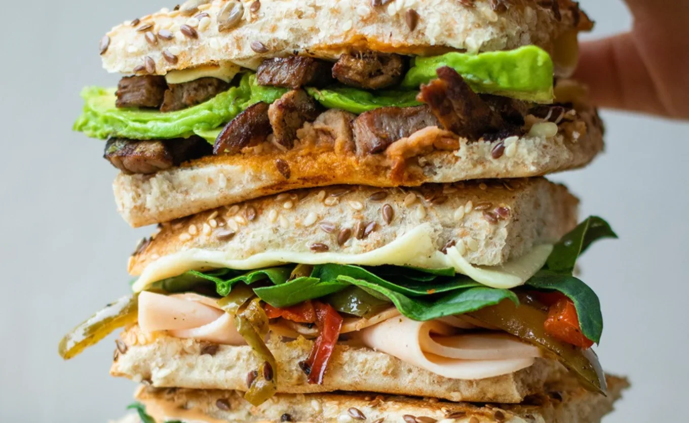 Esta semana abrieron dos restaurantes con giros completamente distintos en Vía Cordillera — Gastronomía en Monterrey, Nuevo León