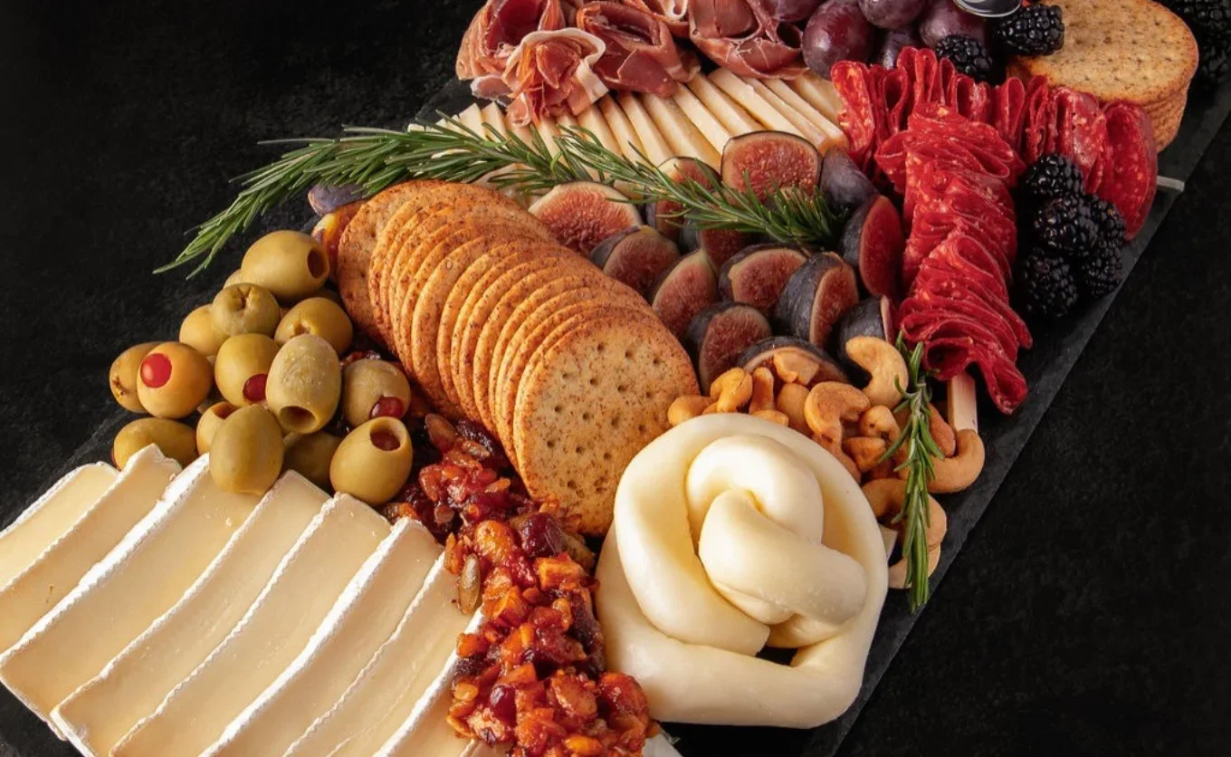 Top 4 tablas de charcutería para eventos en SPG y MTY