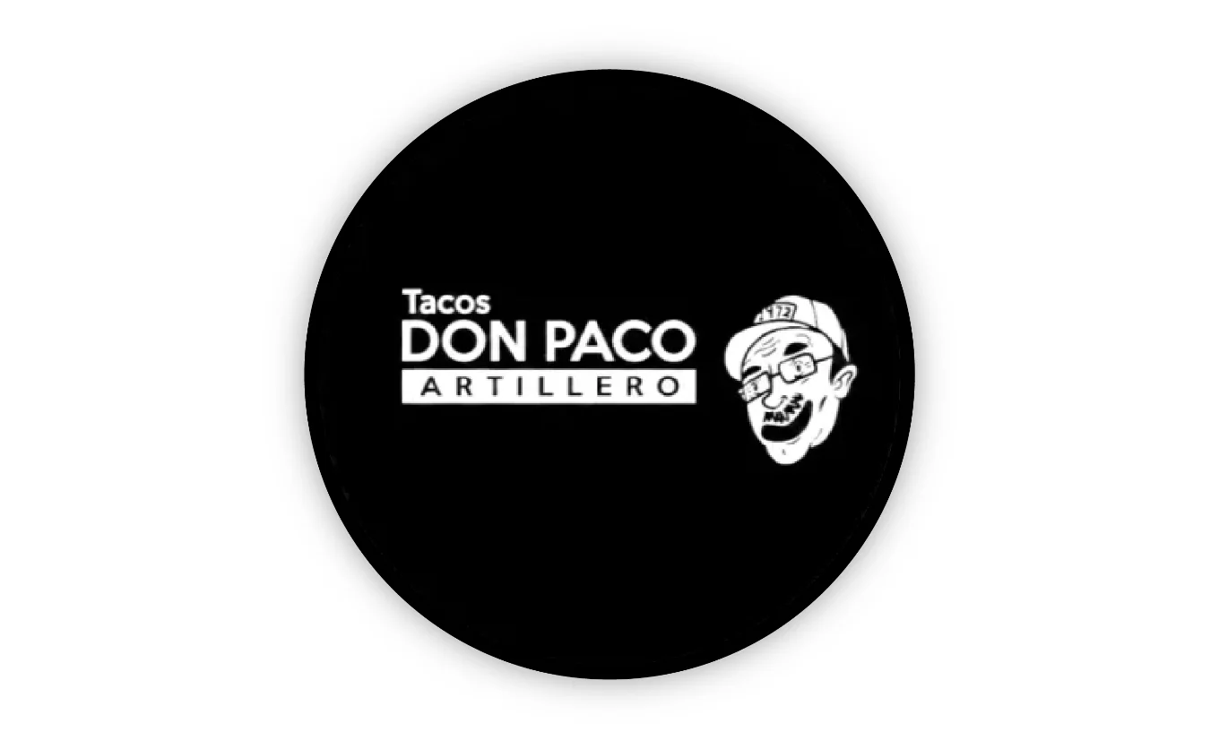 Taquerías icónicas. Tacos Don Paco Artillero: más de 50 años, populares por casi "ahogar" sus tacos en salsa verde, largas filas y 1400 reseñas positivas