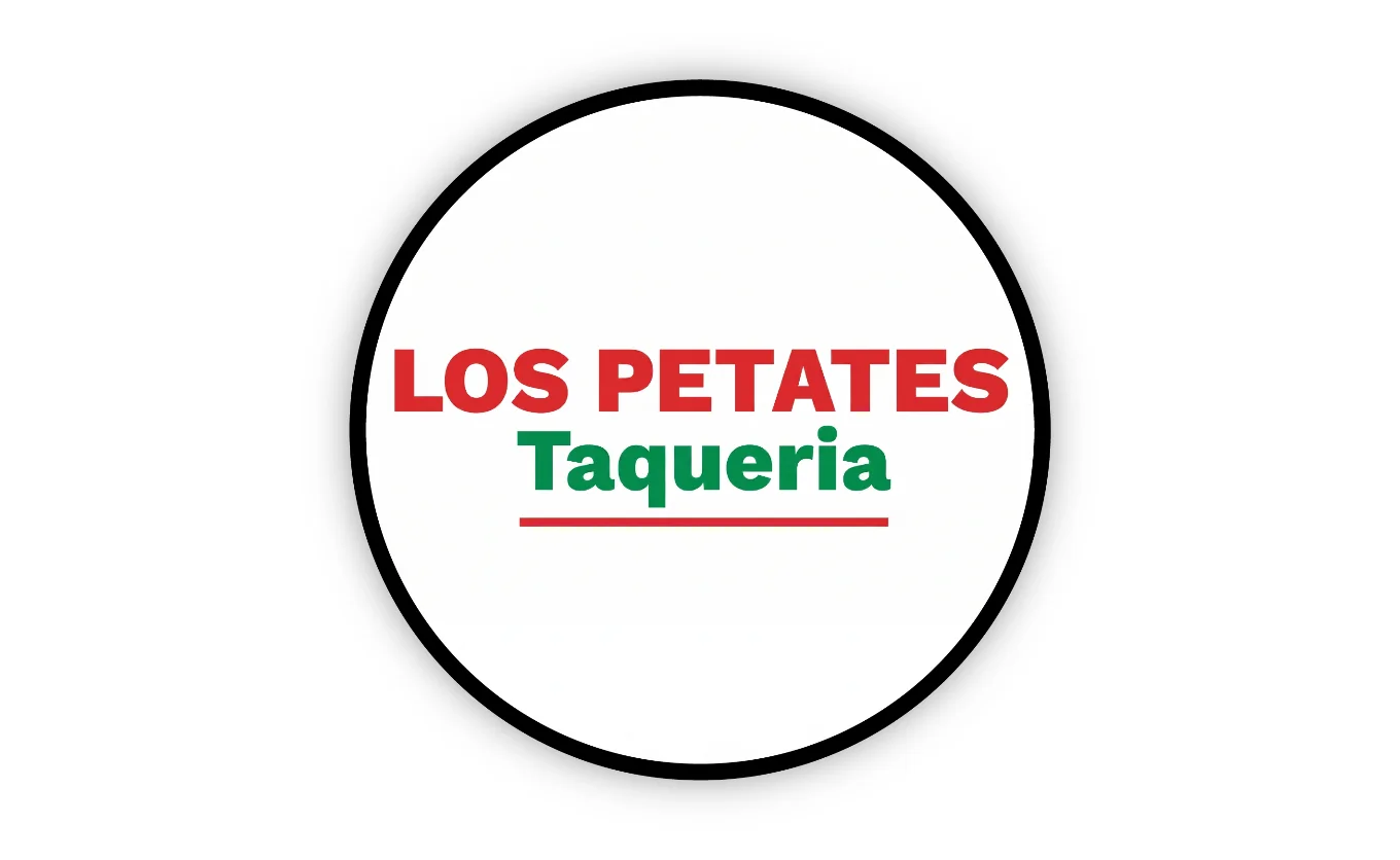 Taquerías icónicas. Los Petates: desde los 80 en GPE, parrilladas de carne asada y trompo, 1500 reseñas positivas, y pasan todos los partidos de Rayados y Tigres