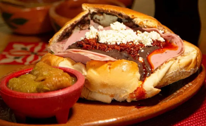 Las tortas de la barda más populares en MTY — Gastronomía en Monterrey, Nuevo León
