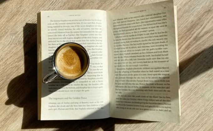 Flirt & Fiction regresa a Blah Blah Café el 27 de septiembre con descuentos en libros de romance — Gastronomía en Monterrey, Nuevo León