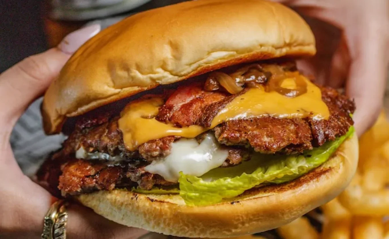 ¿Será que la crisis cambiará nuestra forma de comer? Los regios seguimos yendo a restaurantes, pero nuestro bolsillo podría estar empujándonos hacia la comida casual