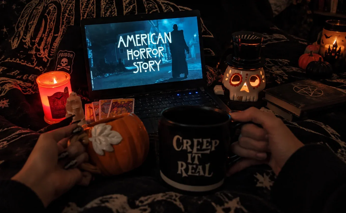 ¿El miedo nos quita el hambre o nos da más antojo? Hicimos una encuesta sobre qué comen los regios cuando ven películas de terror en casa, aquí lo que contestaron — Gastronomía en Monterrey, Nuevo León
