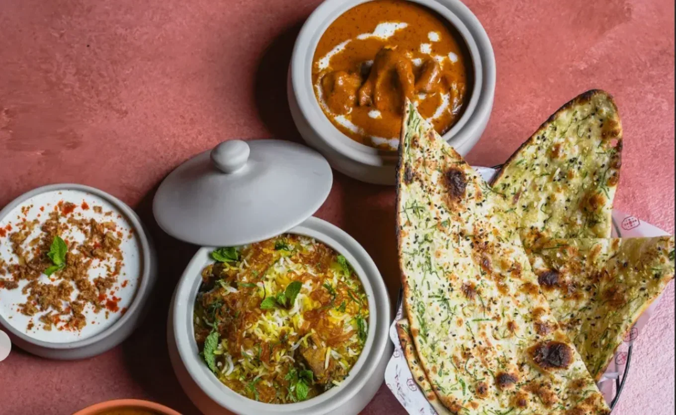 Si vas a cruzar la frontera, cambia la comida de siempre por india — Gastronomía en Monterrey, Nuevo León
