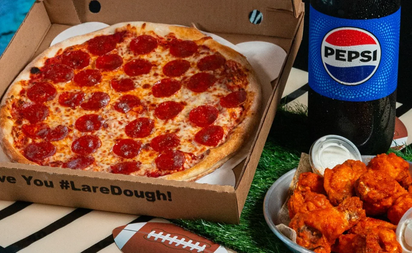 Si preguntas por pizza en Laredo, estos dos nombres casi siempre salen a relucir — Gastronomía en Monterrey, Nuevo León