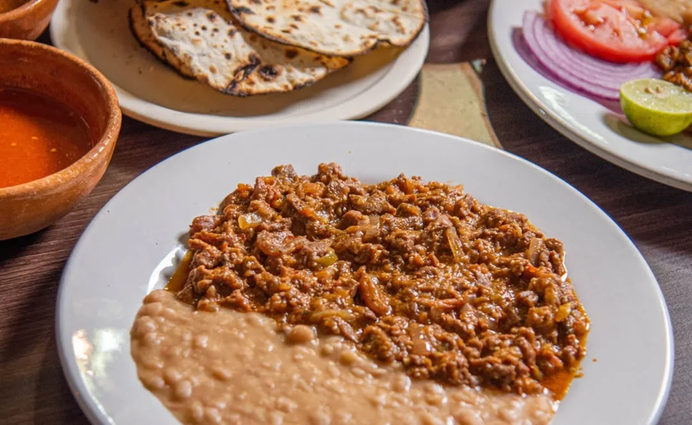 Desayunos caseros, tortillas recién hechas y sabor norestense: un clásico de Allende que te hará sentir como en casa