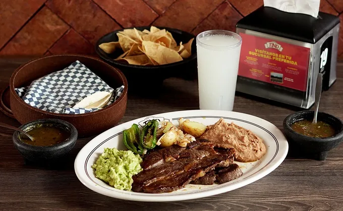 ¿Sin recalentado? 3 Cafeterías de tradición en Monterrey que dan servicio incluso en Navidad