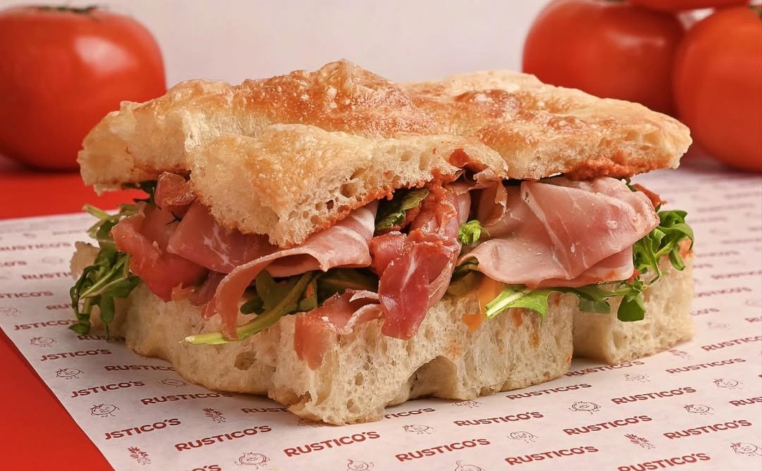 Focaccia, el suave y delicioso pan italiano que ya se ha vuelto una especialidad en sí mismo. Aquí 2 recientes aperturas en SP dedicadas 100% a este platillo