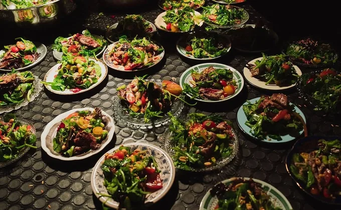 Supper clubs: la tendencia global de organizar cenas íntimas, privadas y con extraños ya llegó a San Pedro y Monterrey. Aquí las 3 opciones que hasta ahora existen