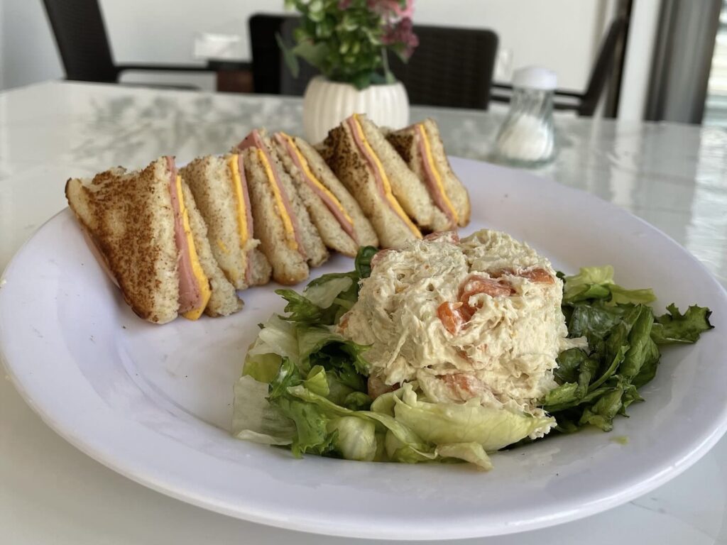 Break & Brunch